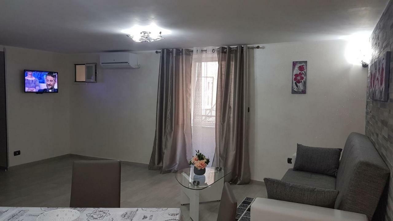 Апартаменти Che Casa 26! Неаполь Екстер'єр фото